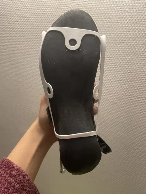 Bộ kẹp giày gọn đẹp bằng TPU (Sleek shoe pack in TPU) - Image 3