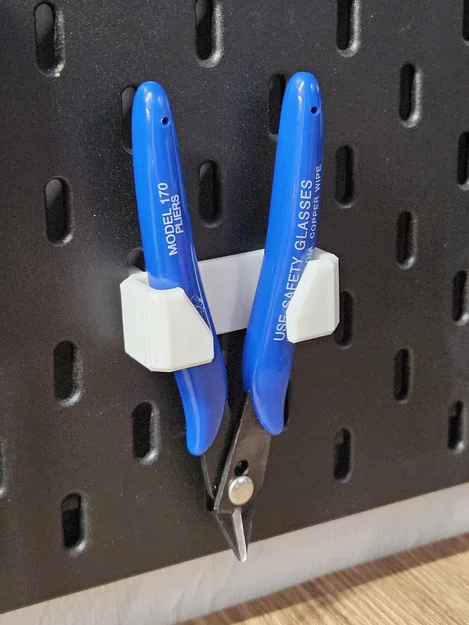 IKEA Skadis Cutter Holder – Giá treo kềm cắt cho bảng Skadis - Image 1