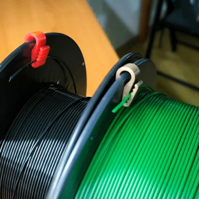 Kẹp filament khác (Another filament clip)