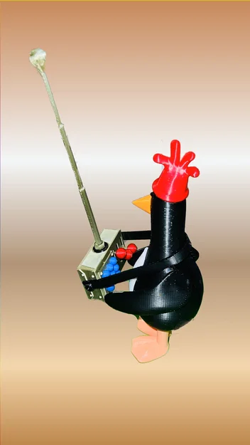 Feathers McGraw (Wallace and Gromit) – mô hình 3D kèm remote - Image 2