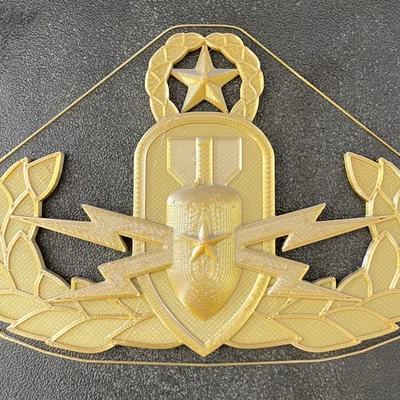 Phù hiệu Explosive Ordnance Disposal (EOD) của U.S. Navy