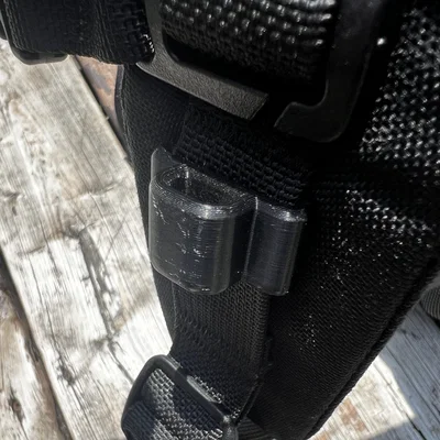 Móc treo kính mát gắn MOLLE Webbing (MOLLE Webbing Sunglasses Hanger)
