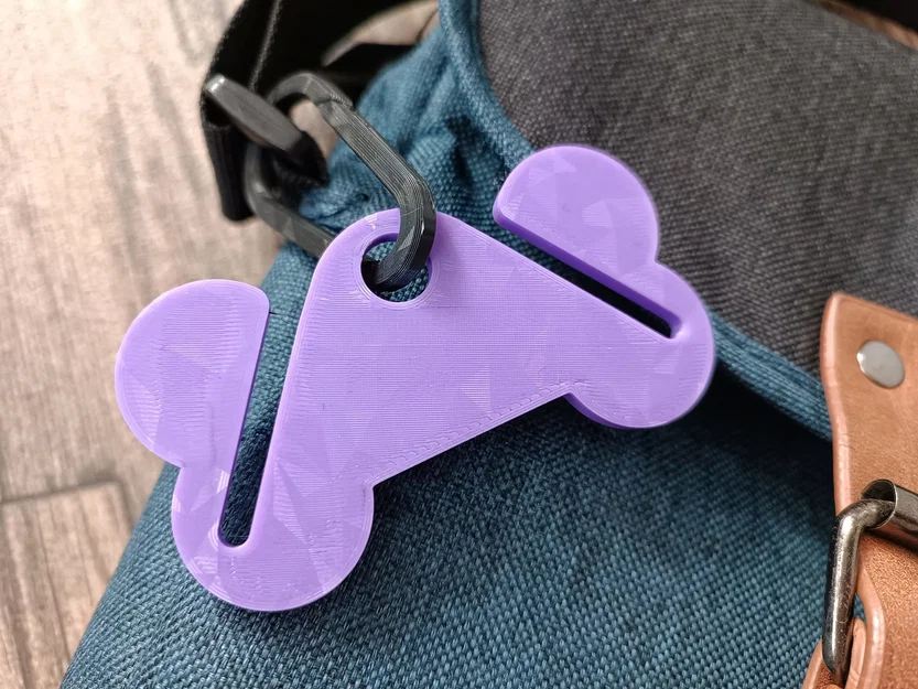 Holder Túi Phân Chó/Túi Rác Hình Xương Kèm Carabiner - Image 3