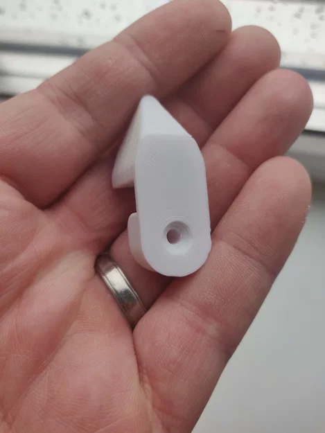 Yardforce Classic 500 Wheel Spikes - Image 4