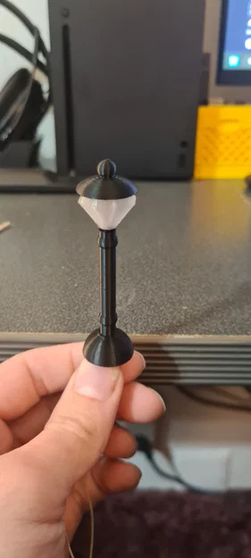 Đèn đường mini cao 75mm - Image 1