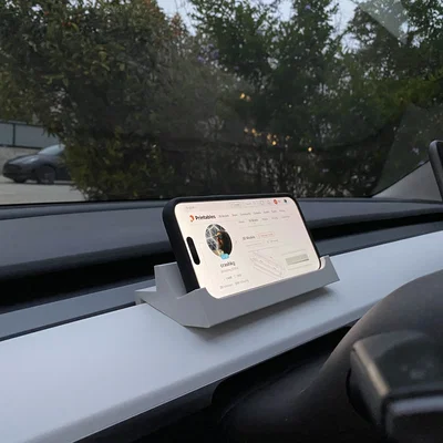 Gá taplo Tesla Model 3 cho iPhone 15 Pro Max (có ốp lưng)