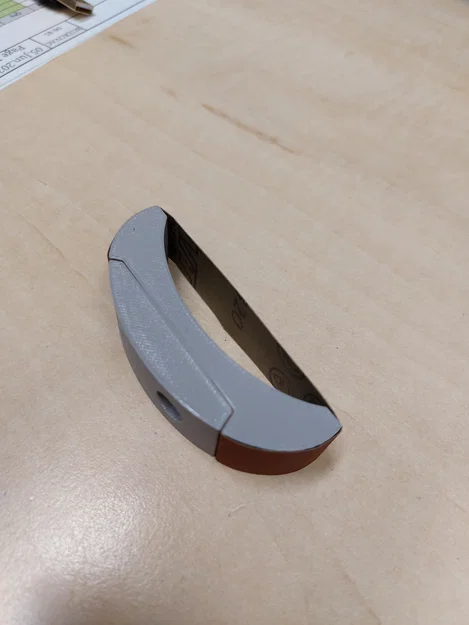 Dụng cụ cầm giấy nhám in 3D - Công cụ hỗ trợ đắc lực cho DIY - Image 1