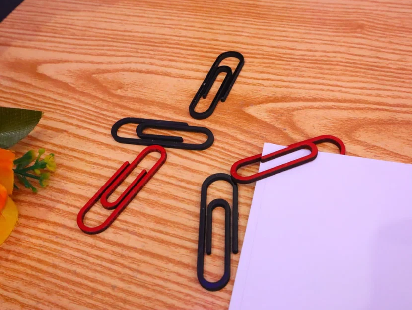 Mẫu kẹp giấy (Paperclip) in 3D tiện lợi cho bàn làm việc - Image 1