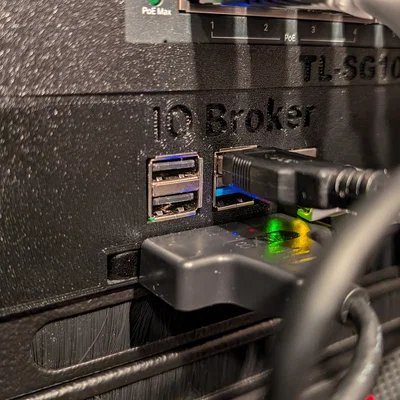 10-Zoll Raspberry Pi 4 & SSD Rack Mount (Bộ mặt trước rack 10-inch)