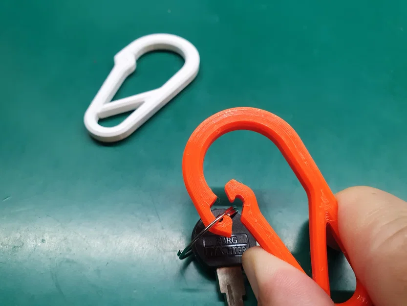 🔏 Carabiner có vách ngăn + móc khóa (Partitioned Carabiner + lock hook) - Image 3