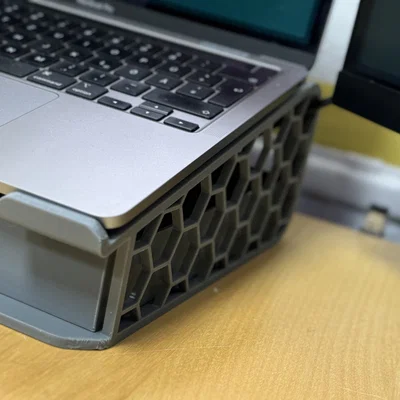 Kệ Đỡ Laptop 13-15 inch Thiết Kế Dạng Lưới Lục Giác Tiện Lợi