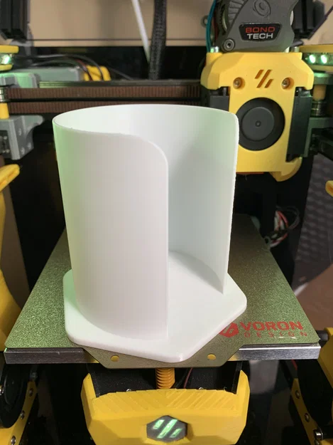 Giá đỡ giấy lọc cà phê AeroPress in 3D gọn gàng tiện lợi - Image 1