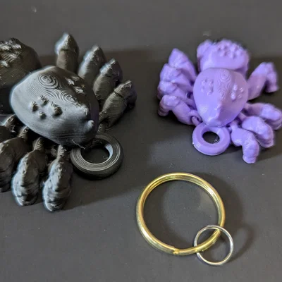 Nhện Nhảy Khớp Nối (Articulated) – Bản Móc Khóa Keychain