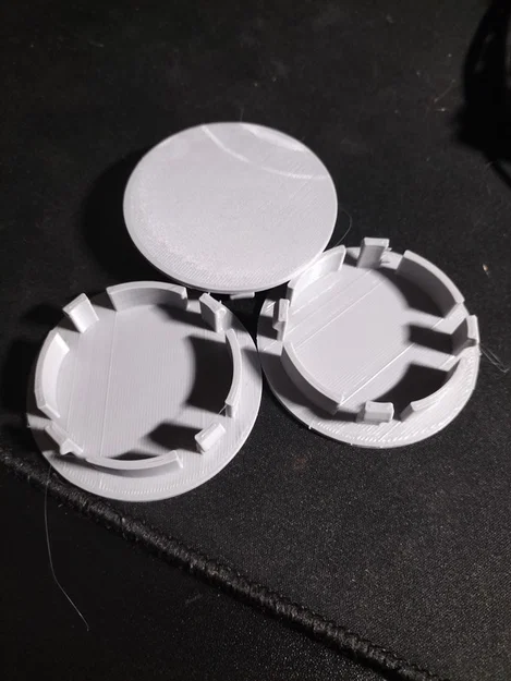 Nắp chụp mâm xe Ford Focus mk1 in 3D - Image 1