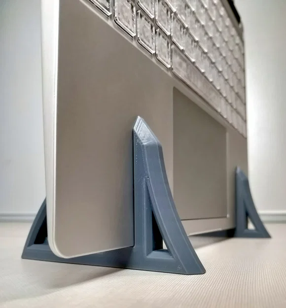 Giá đỡ dựng dọc laptop Framework 13 - Image 1