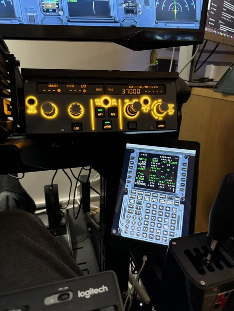 Ngàm gắn iPad gen 7/8/9 cho Sim Rig (aluminium extrusion) - Image 1