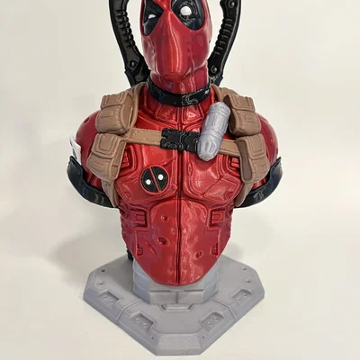 Bust Deadpool Ace of Spades