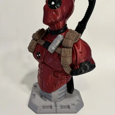 Bust Deadpool Ace of Spades