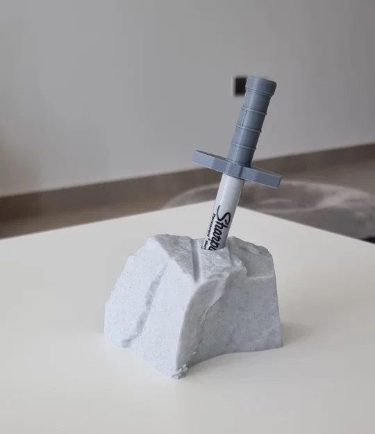 Đế cắm bút hình tảng đá huyền thoại cho Sharpie Sword - Image 2