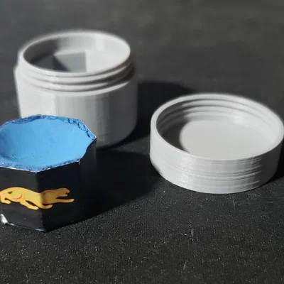 Hộp đựng/giá giữ Predator Chalk (Storage)