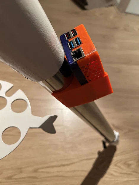 Ngàm gắn Raspberry Pi lên tripod Sky Watcher EQ6 (cho AstroBerry) - Image 1
