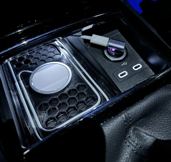 Sạc MagSafe cho Skoda Kodiaq / một số mẫu Karoq (thay wireless charger) - Image 1