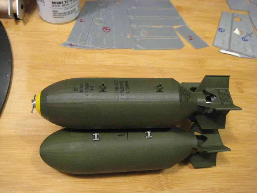 Bom 500lb tỉ lệ 1/8 cho FlightLine 1600mm Corsair - Image 1