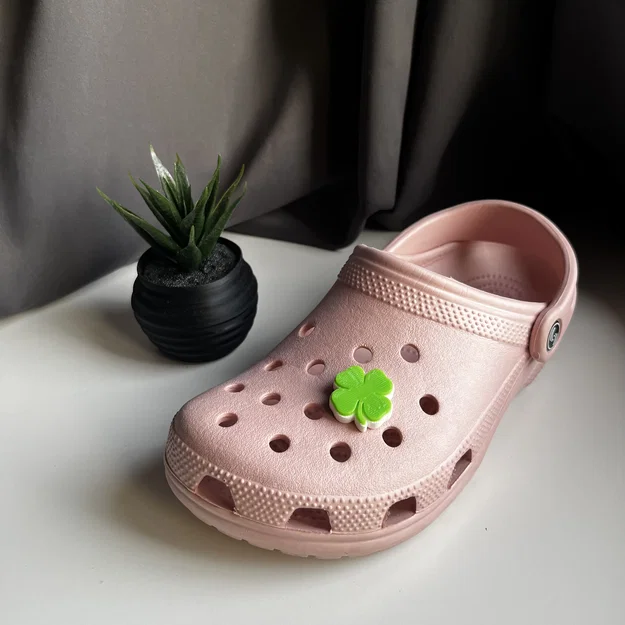 Mẫu in 3D phụ kiện gắn dép Croc hình cỏ bốn lá may mắn - Image 1