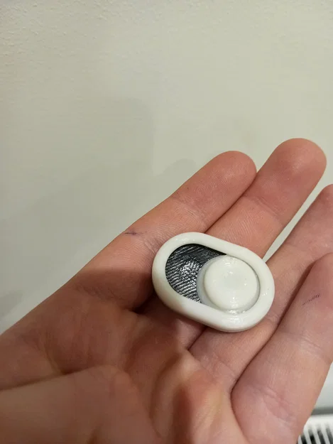 Midget Fidget - Image 1