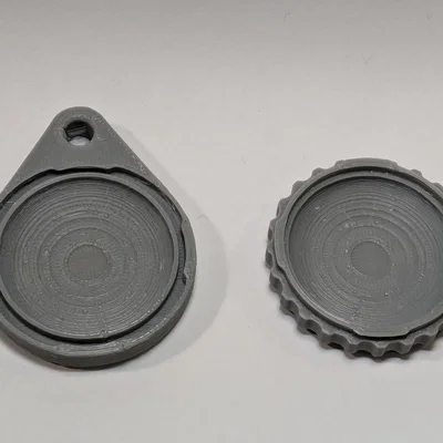 Case AirTag gắn chắc (Secure AirTag case)