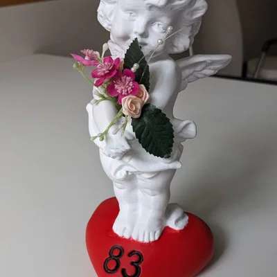 Thiên thần có bình nước cho hoa (không có số 83)
