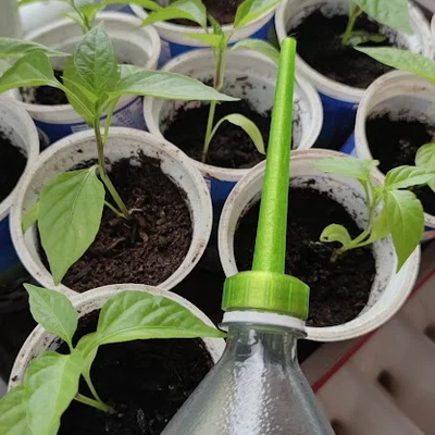 Nắp bình tưới cây 3D tiện lợi cho cây cảnh và rau củ tại nhà