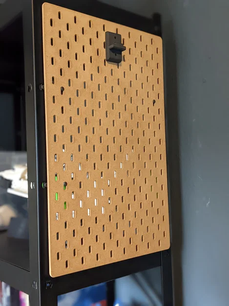 Ngàm gắn SKADIS vào kệ BROR (SKADIS BROR Shelf Mount) - Image 2