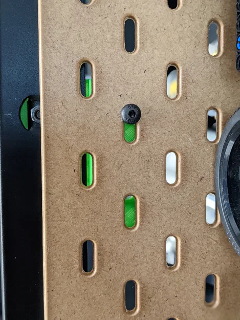 Ngàm gắn SKADIS vào kệ BROR (SKADIS BROR Shelf Mount) - Image 3