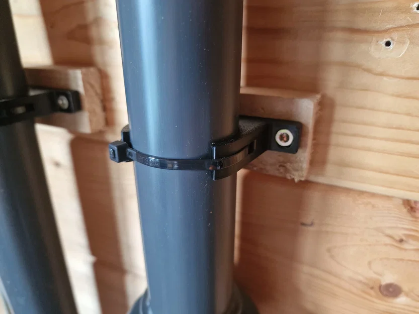 Kẹp giữ ống nước hồ bơi 50mm với dây rút chắc chắn - Image 1