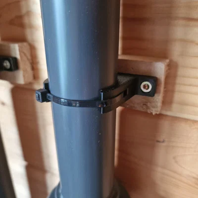 Kẹp giữ ống nước hồ bơi 50mm với dây rút chắc chắn