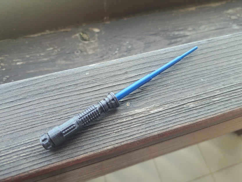 Móc khóa thanh kiếm ánh sáng (Lightsaber Keychain) lưỡi dài in 3D - Image 1