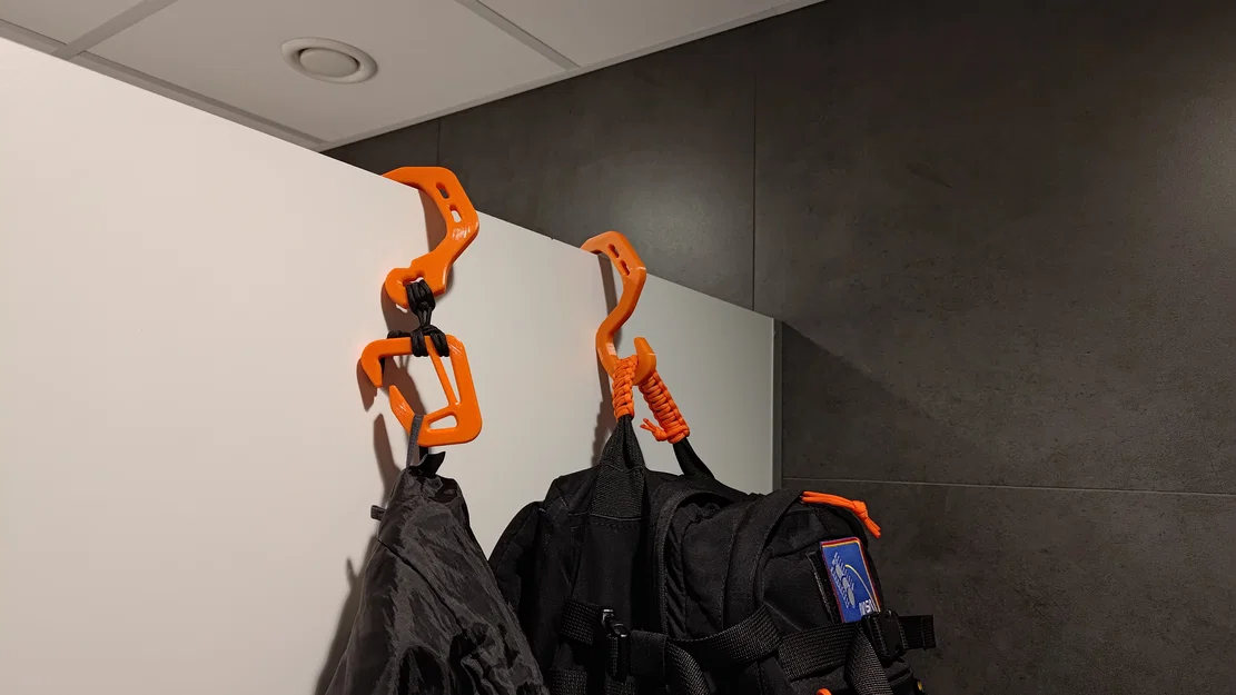 Móc treo balo/áo khoác đa dụng – reupload dự thi - Image 1