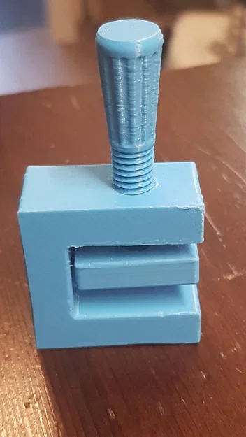 Kẹp ống nước hồ cá (Schlauch Klemme) in 3D tiện lợi - Image 1