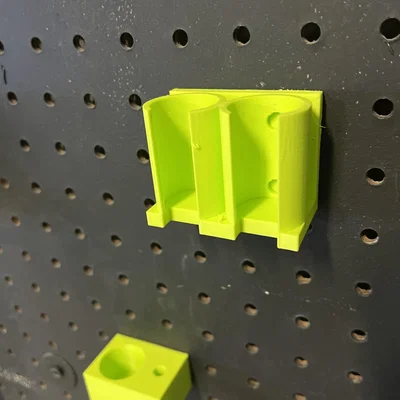 Giá treo pegboard cho pin Ryobi USB Lithium (x2)
