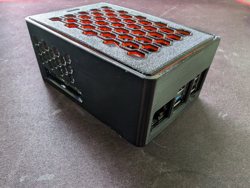 Vỏ hộp 3D cho Raspberry Pi 5 kèm Geekworm X1001 NVMe Hat - Image 2