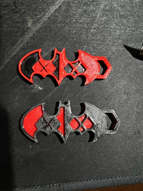 Móc khóa biểu tượng Batman phong cách Harley Quinn 3D - Image 2