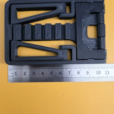 Kệ đỡ điện thoại gập, dễ nhả khớp (Print in Place)