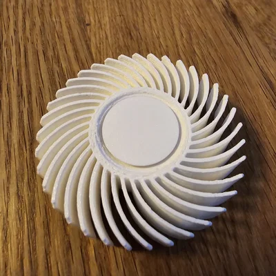 Đồ chơi fidget wheel xoắn dẻo của Aaron Park (sửa lại phần nắp bên)