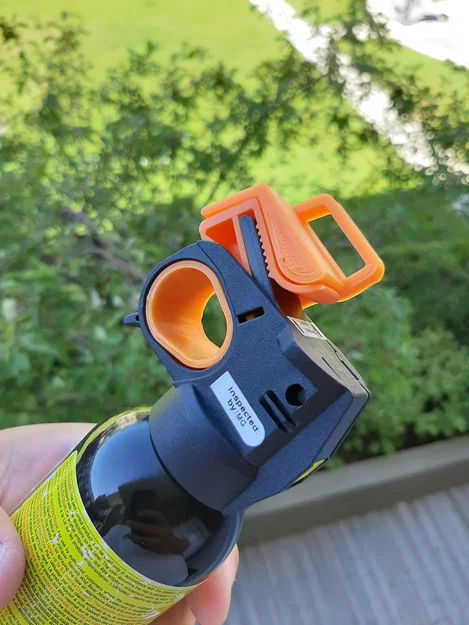 Kẹp Holster Cho Bình Xịt Chống Gấu (Bear Spray Holster Clip) - Image 4