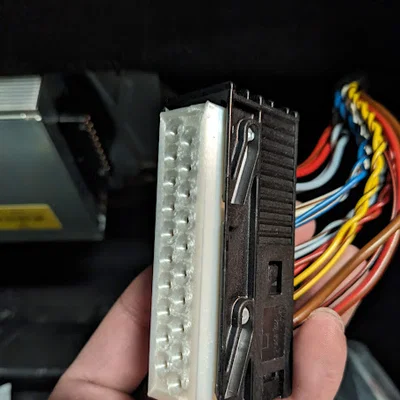 Adapter Pat Dây Amplifier Porsche 987 (Porsche 987 Amplifier Wiring Bracket Adapter)