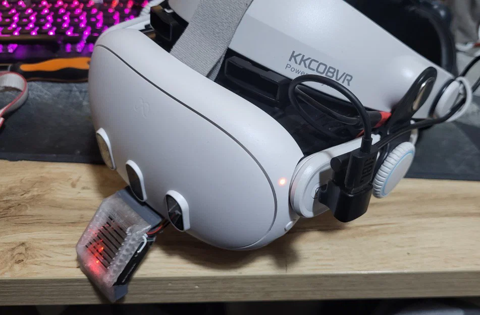 (v1) Project Babble snap-in case cho Meta Quest 3 - Image 1