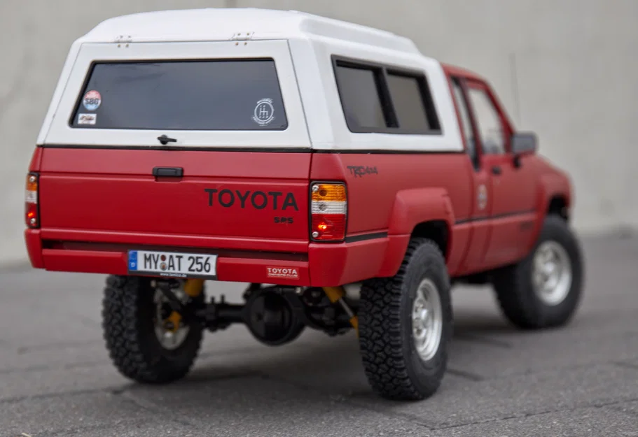 RC4WD 1987 Toyota XtraCab Rear Cabin - Image 1
