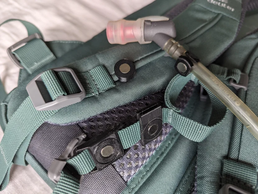 Phụ kiện nam châm gắn ống HydroPak (HyrdoPak tube magnetic attachments) - Image 1