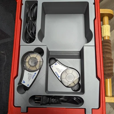 Khay in 3D đựng máy in nhãn Brady cho thùng Milwaukee Packout